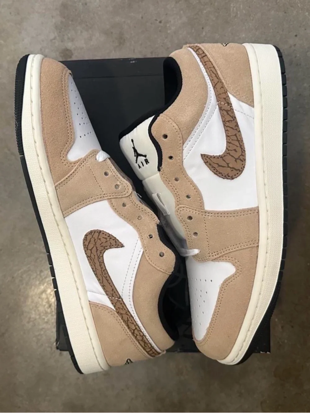 MENS AIR JORDAN 1 LOW SE BROWN ELEPHANT SIZE 10 (WOMENS SIZE 11.5) NWT DEADSTOCK